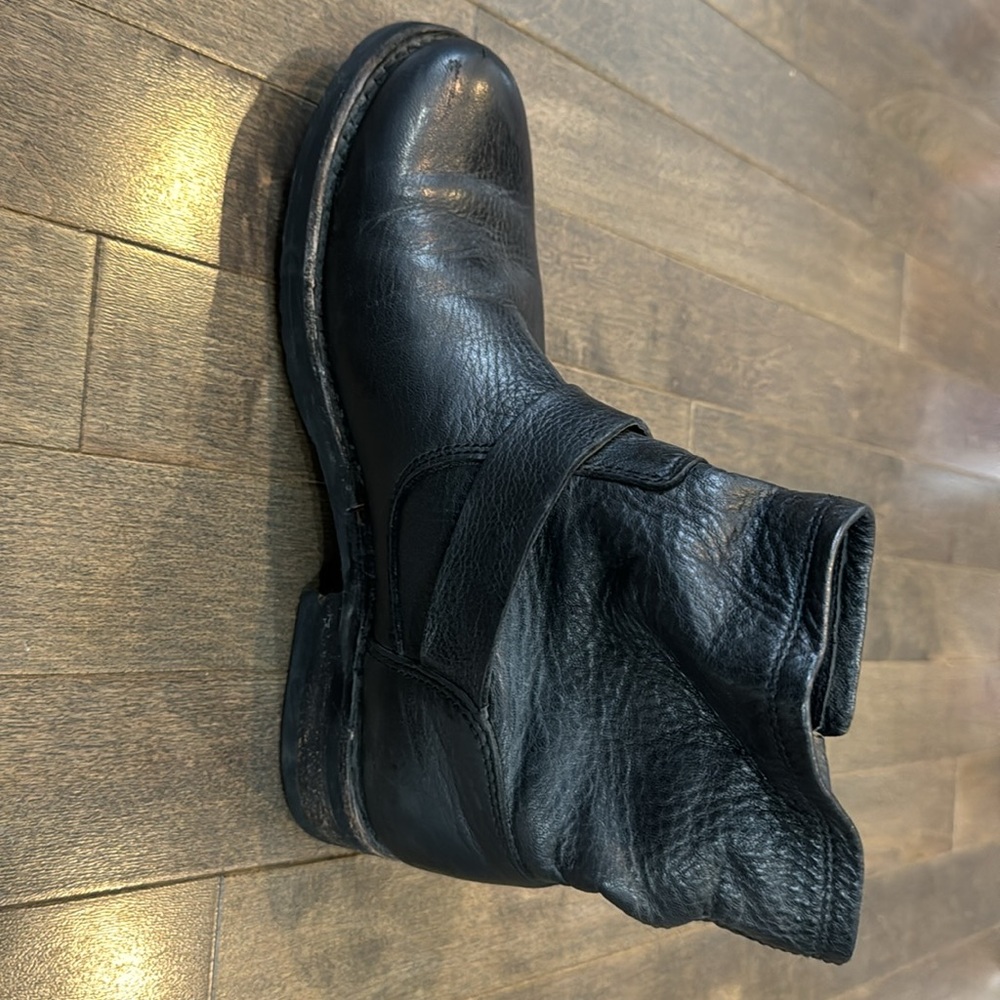 FRYE women’s bootie, size 6 - Picture 11 of 16